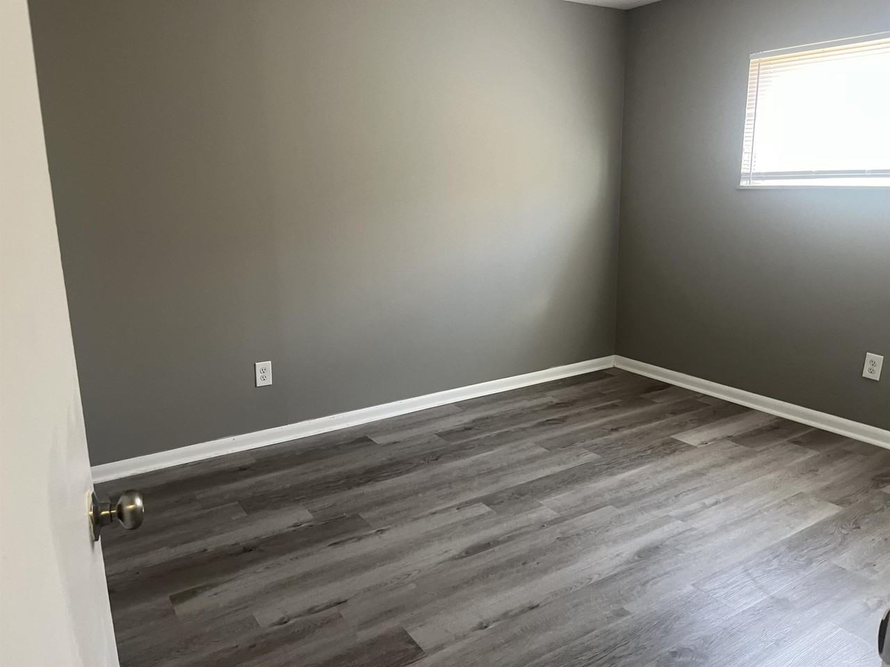 2959 Sullivant Ave #D - Photo 2 of 7