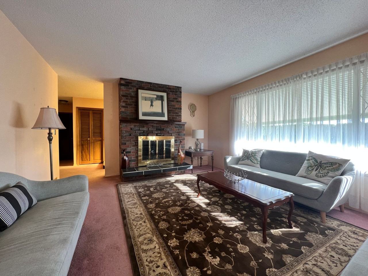 Spacious Family Home in Lakeview Heights Apartments 3292 Boucherie Rd