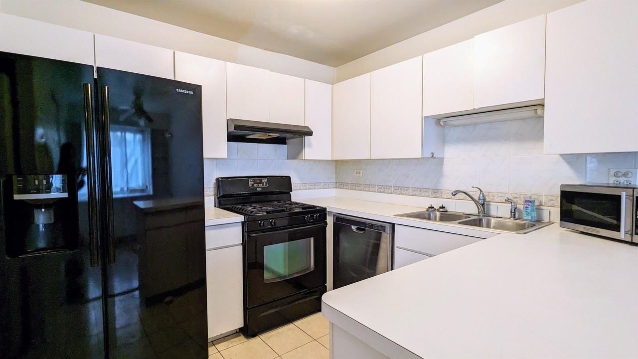 791 Barnaby Pl #1 - Photo 7 of 17