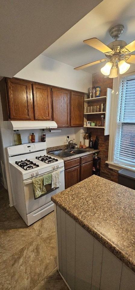 582 City Park Ave Apt A #582A - Photo 2 of 8