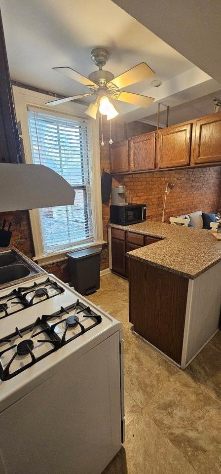 582 City Park Ave Apt A #582A - Photo 3 of 8