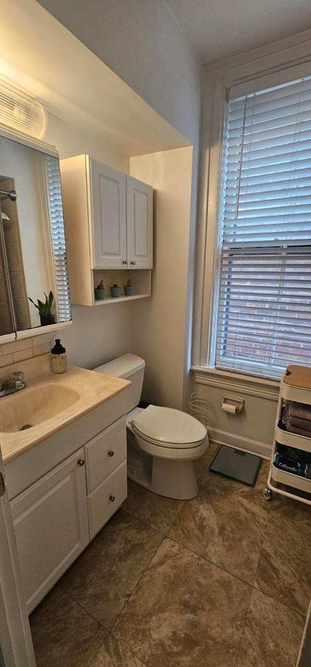 582 City Park Ave Apt A #582A - Photo 7 of 8