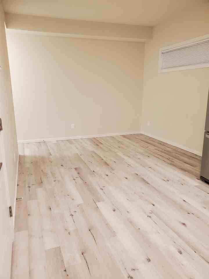 120 Redstone Walk Ne #102 - Photo 2 of 9