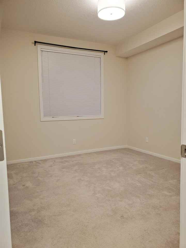 120 Redstone Walk Ne #102 - Photo 7 of 9