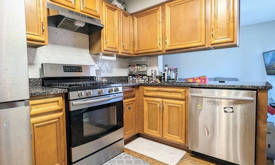 1401 Knoll Dr #1 - Photo 5 of 15