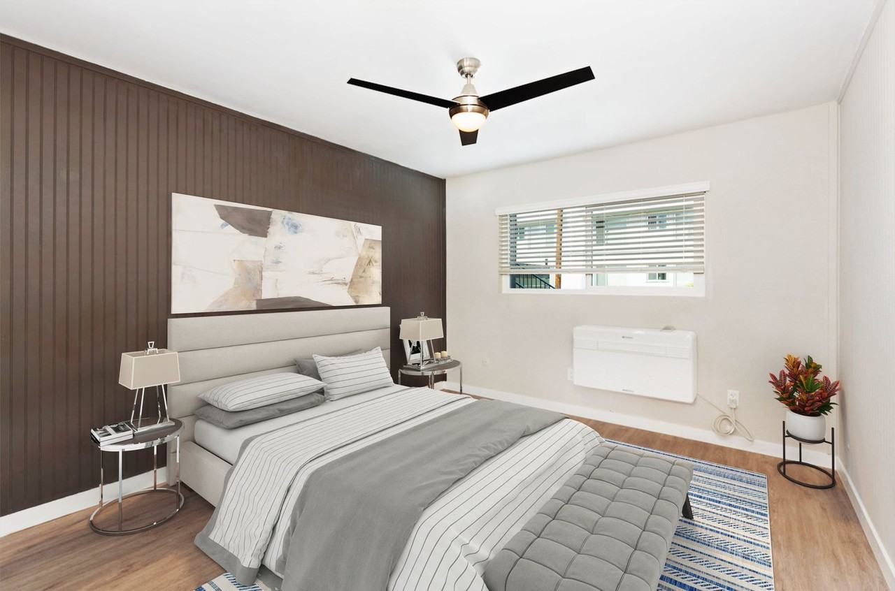 6305 Stanley Ave #02 - Photo 5 of 7