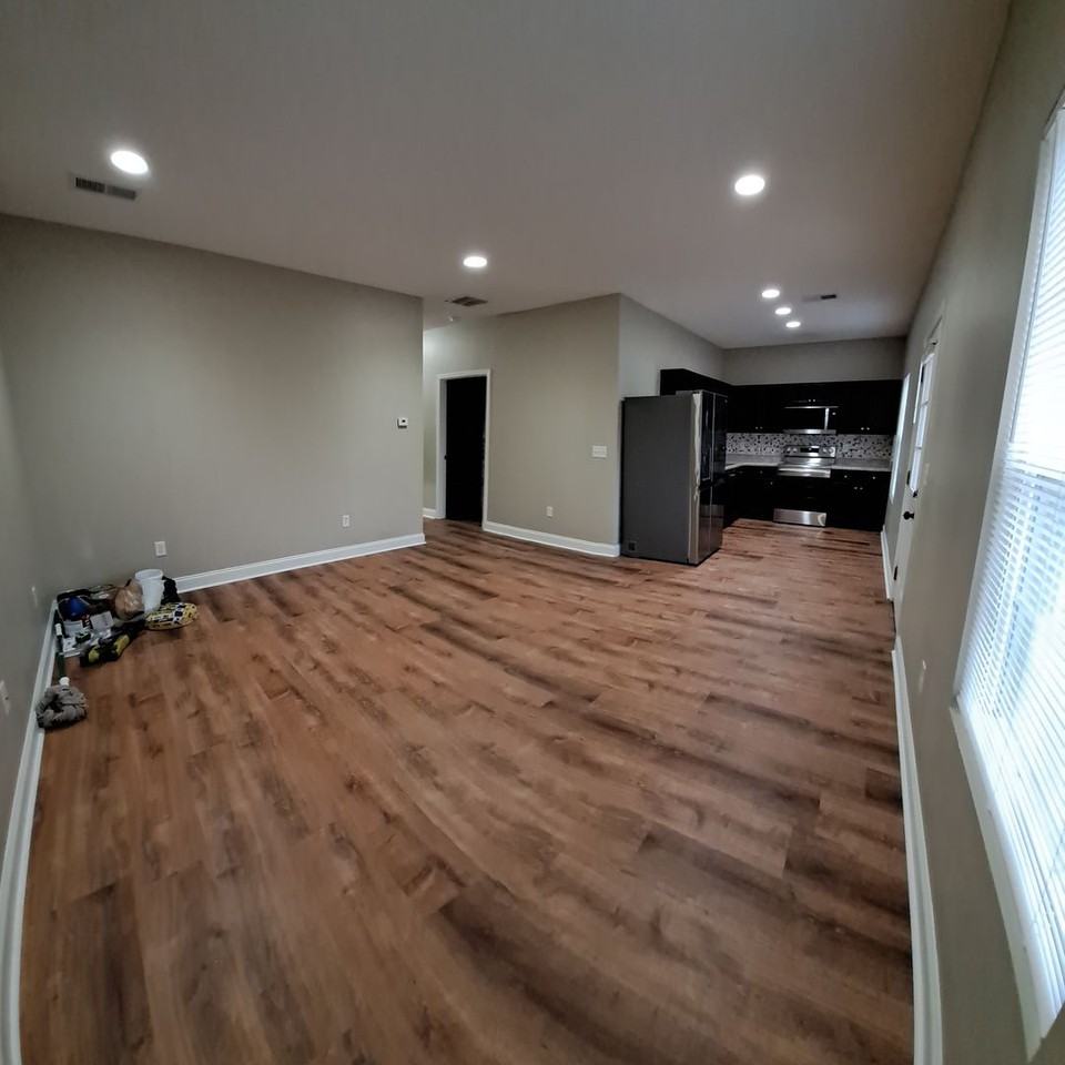 411 Shady Park Cv - Photo 3 of 14