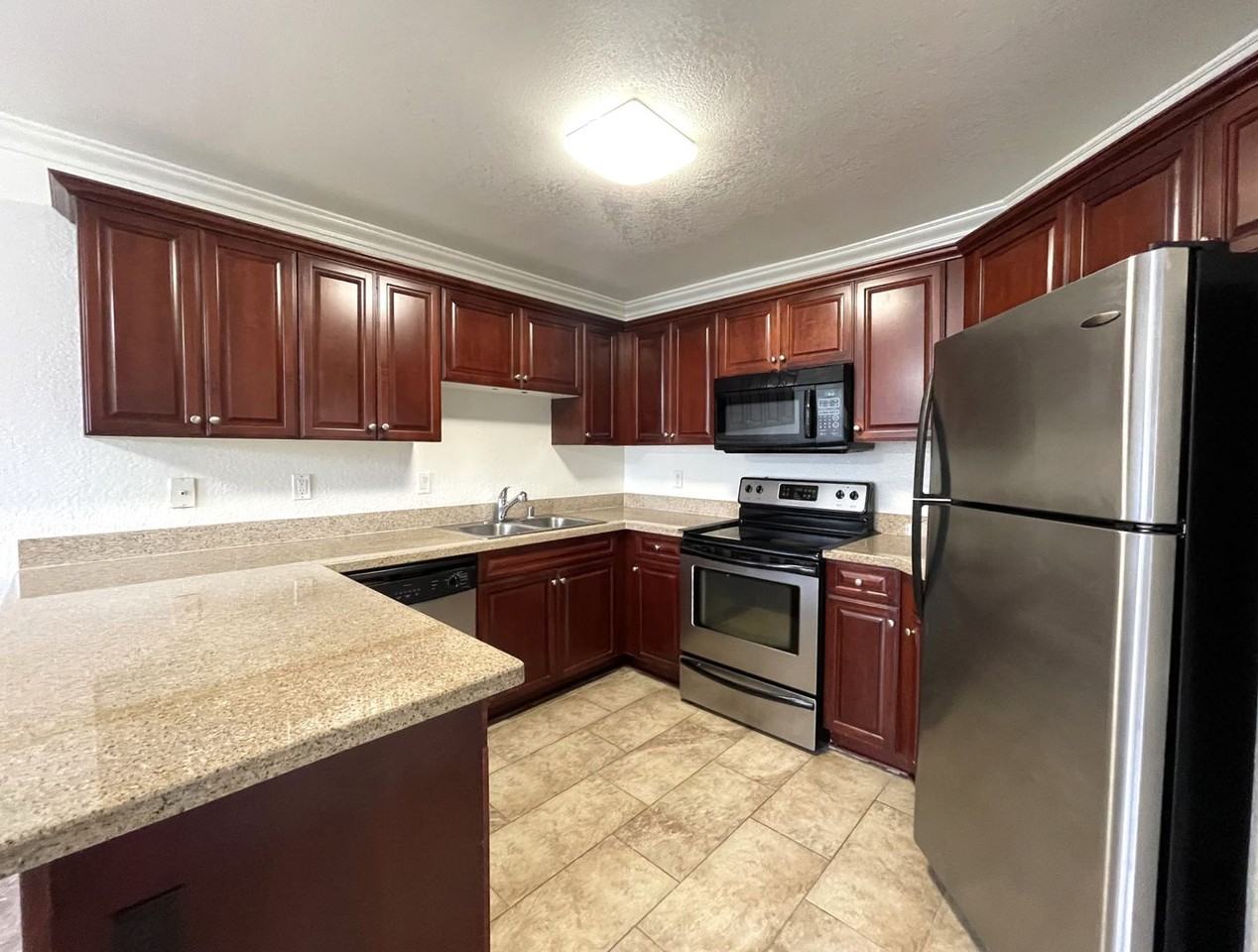 3521 Paseo De Elenita - Photo 6 of 20