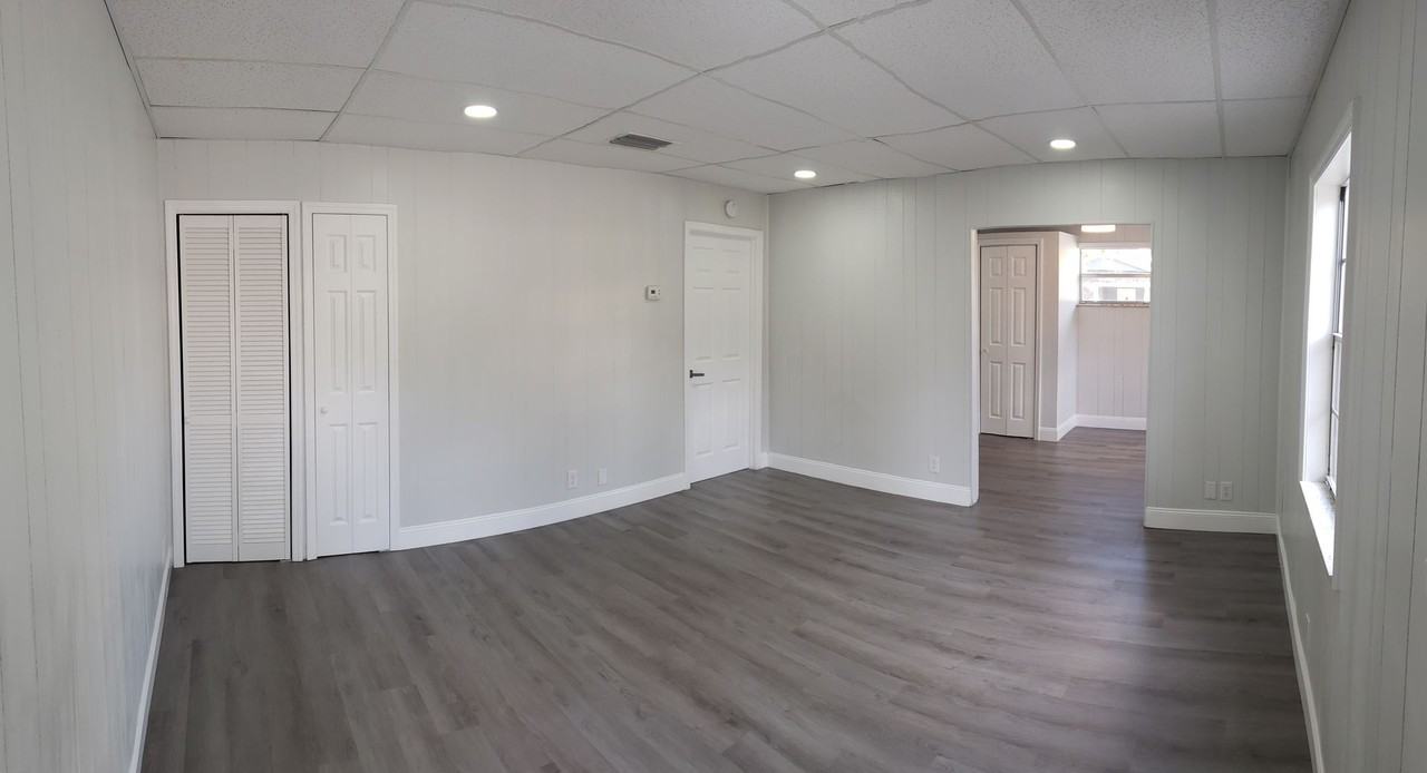 101 South Moss Street - Photo 3 of 21