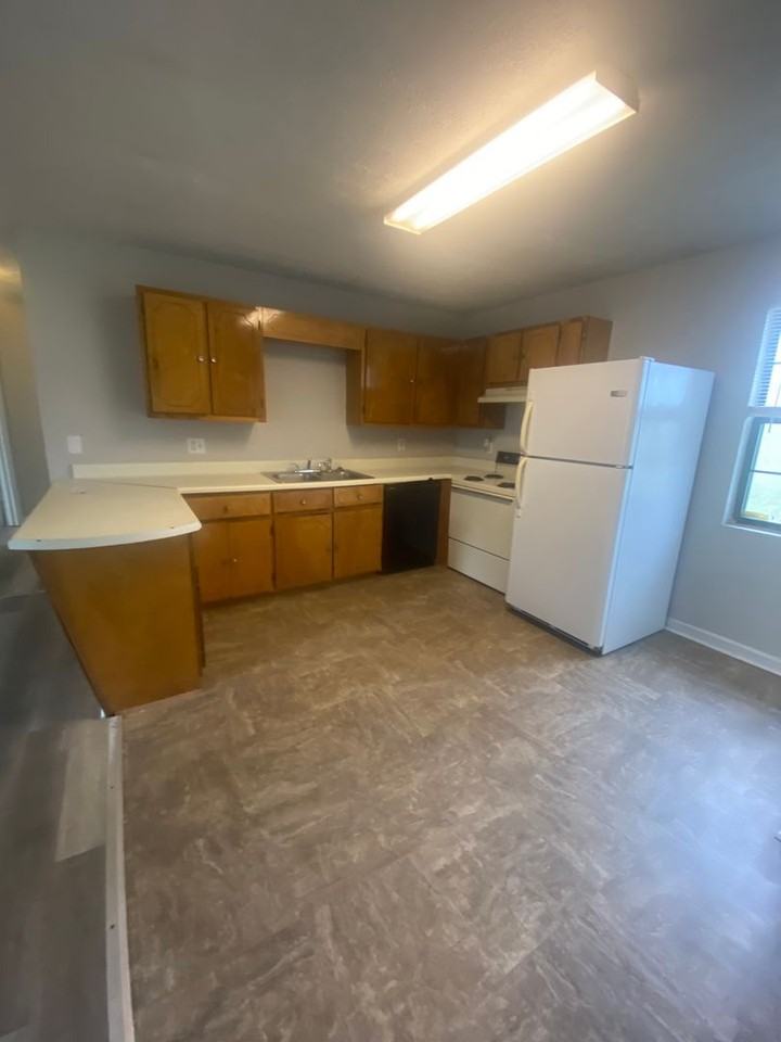 Wheeler Drive Apartments, Fulton, MS (20 Units) 105 Wheeler Dr