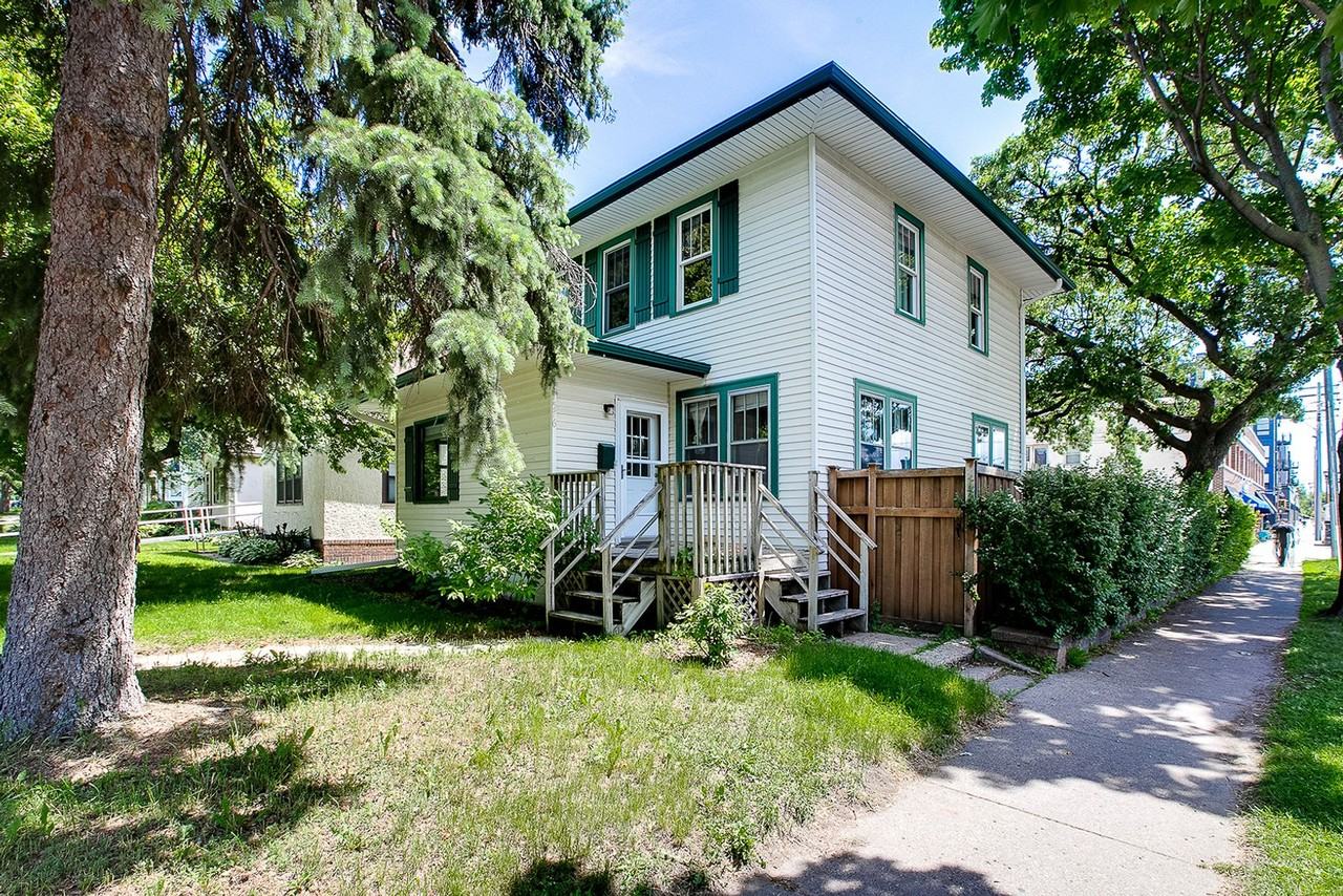 1576 Sargent Ave - Photo 5 of 10