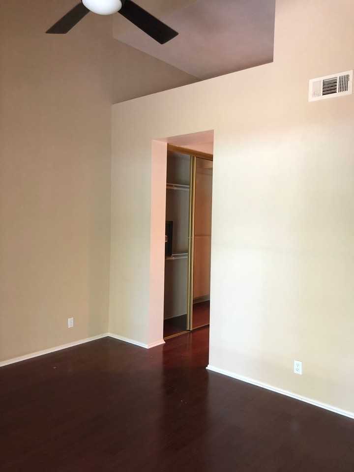 16 Pantano - Photo 7 of 13