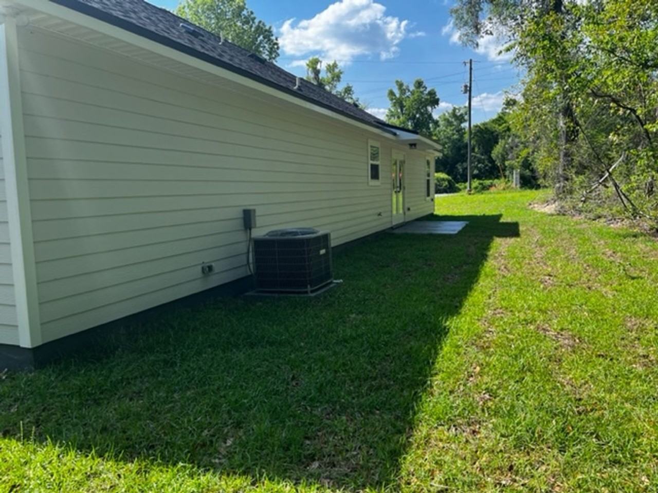 121 Harvey Melton Rd - Photo 2 of 10