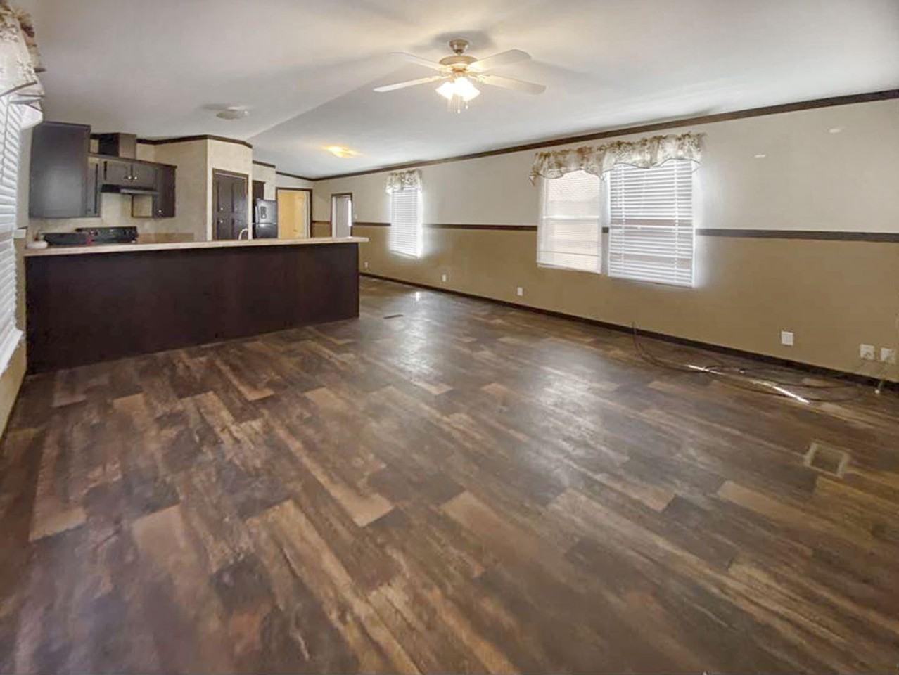 523 1/2 N Burk St - Photo 3 of 10