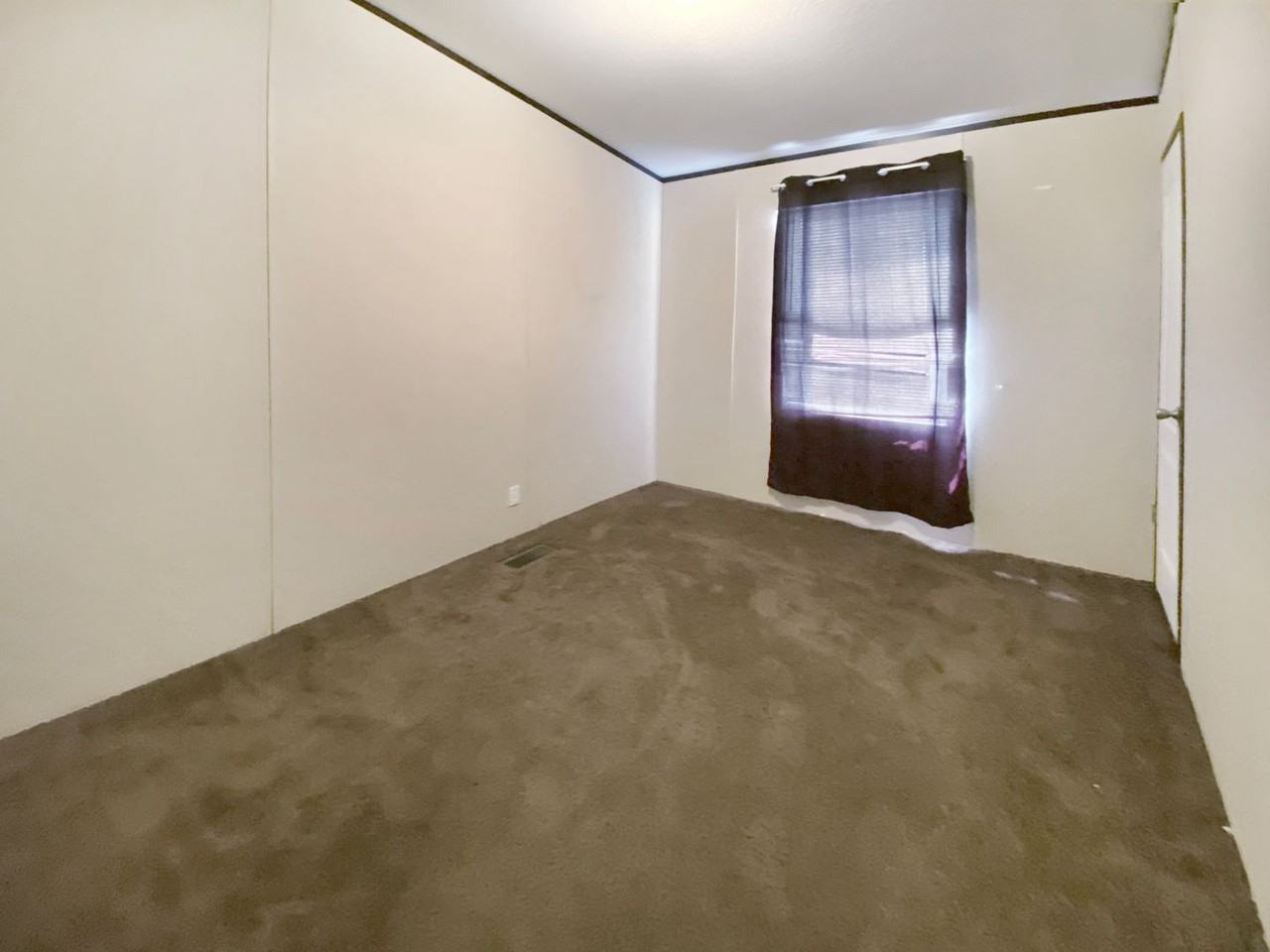 523 1/2 N Burk St - Photo 6 of 10