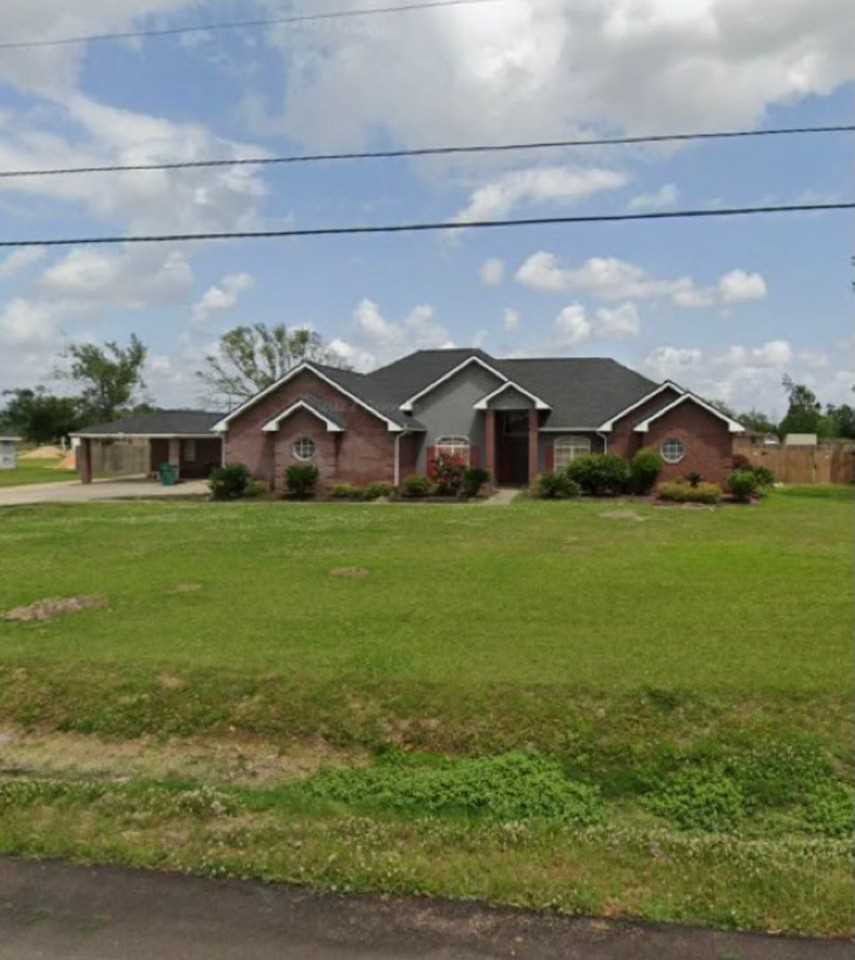 1339 Erika Dr - Photo 3 of 50