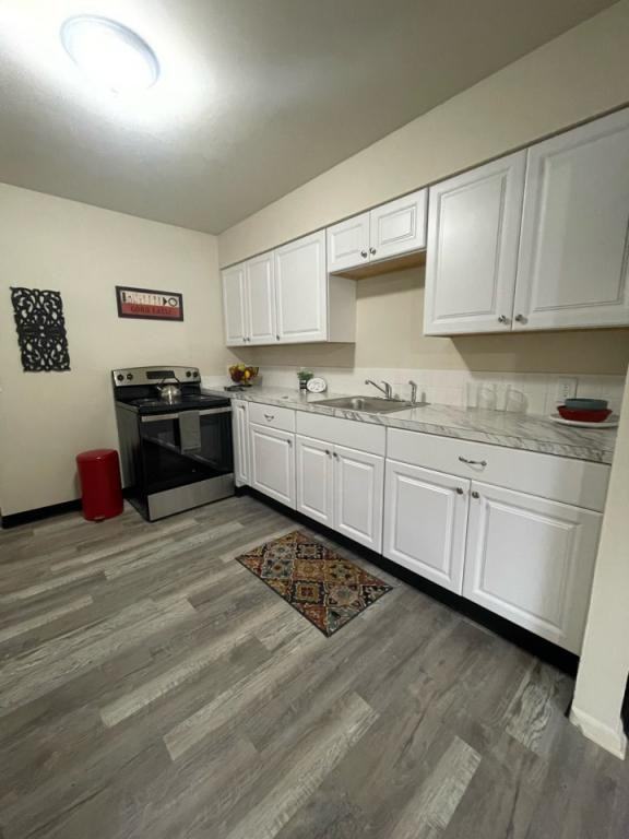 10516 E Main Ave - Photo 3 of 7