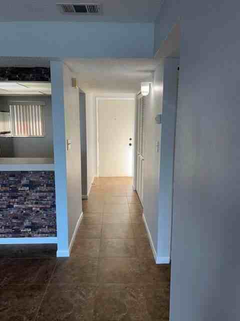 6850 U.S. #5307 - Photo 2 of 10