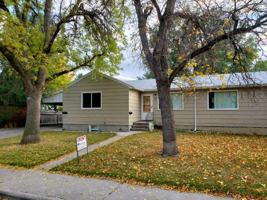 featured image of 516 1/2 Avenue E