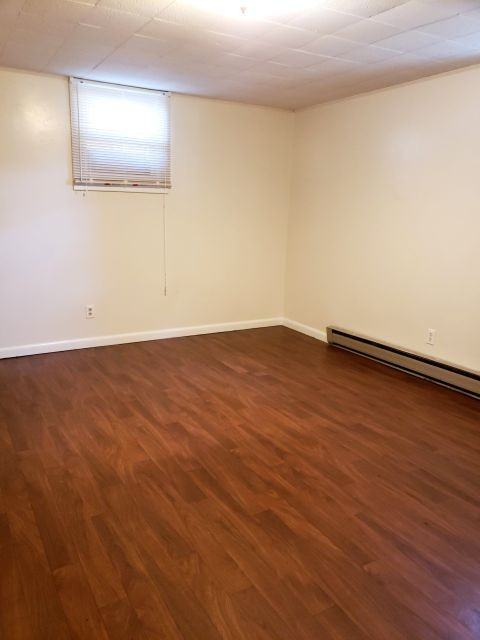 516 1/2 Avenue E - Photo 4 of 6