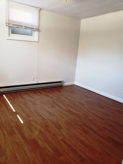 516 1/2 Avenue E - Photo 5 of 6