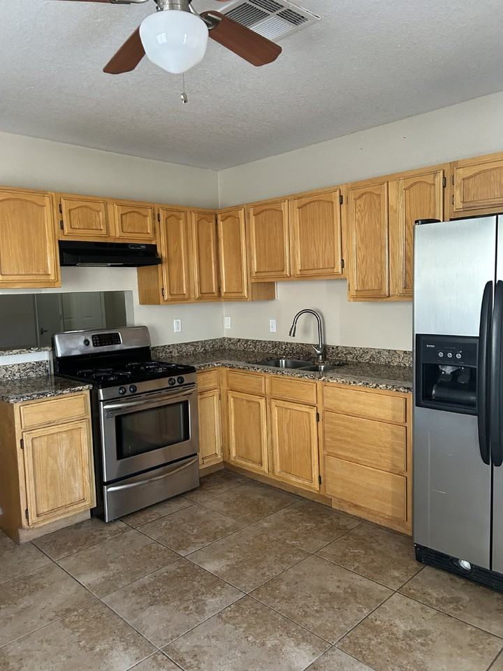 12577 Carlos Bombach Ave - Photo 6 of 17