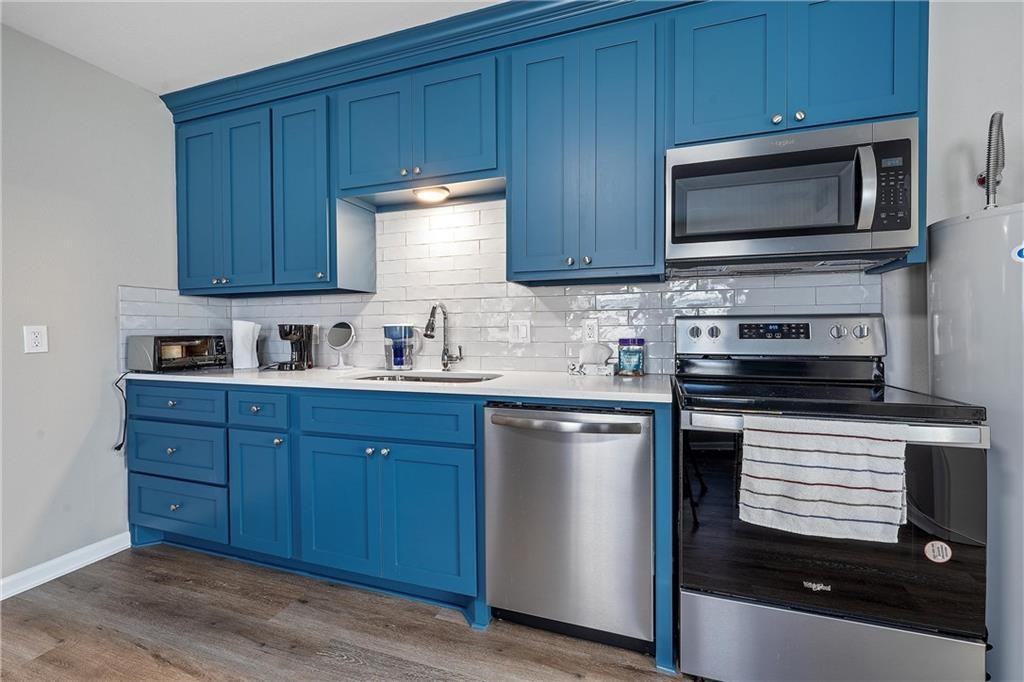 2601 Mcferrin Ave - Photo 4 of 10