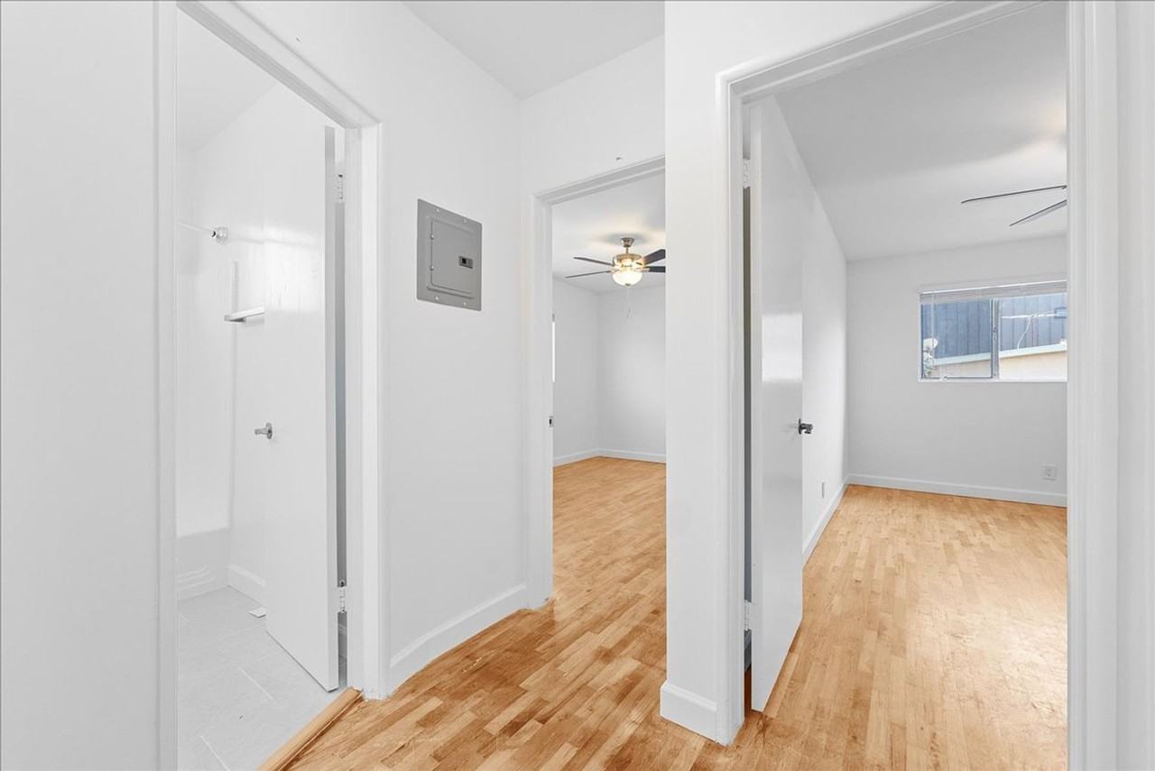 2464 Penmar Ave #11 - Photo 5 of 16