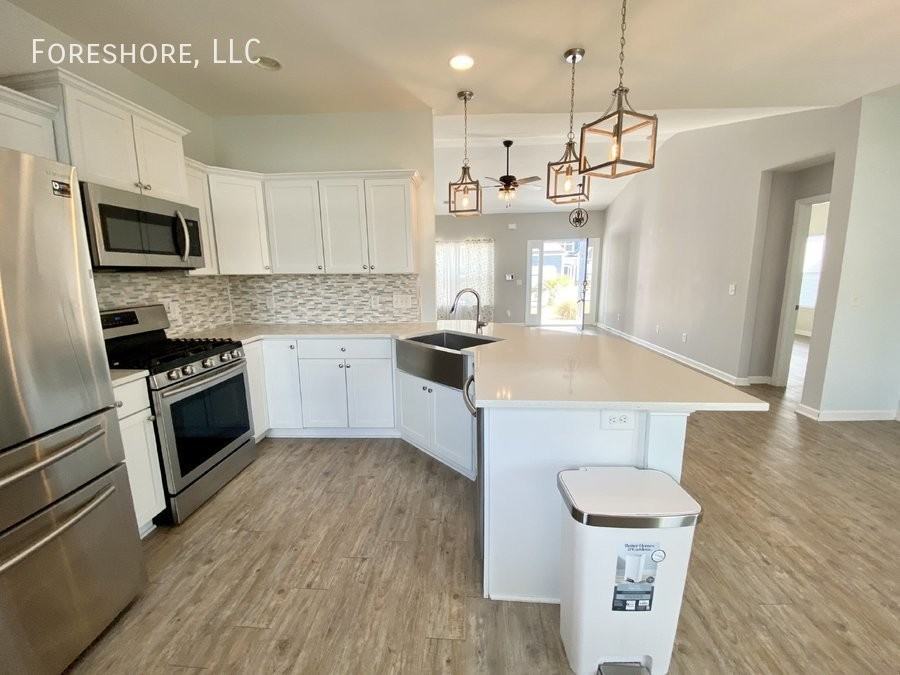 64 Grovewood Dr - Photo 3 of 15