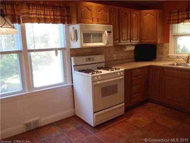 409 Judd Rd - Photo 3 of 23