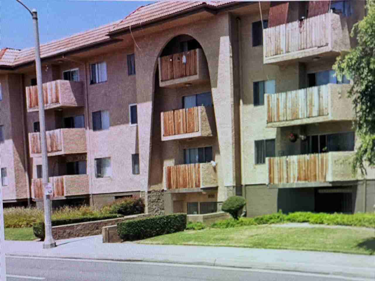 084 - Atlantic Towers Apartments - Photo 3 of 3