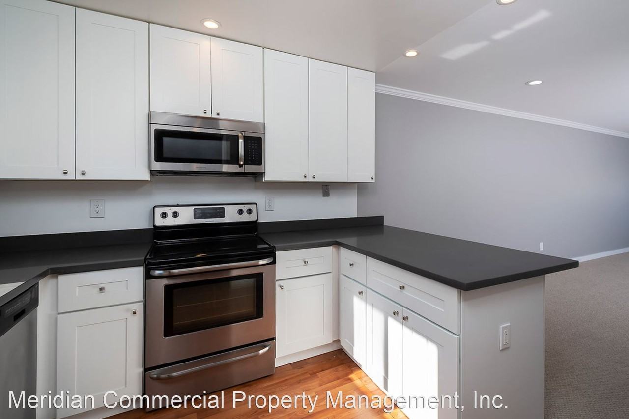 135 Nova Albion Way - Photo 2 of 28