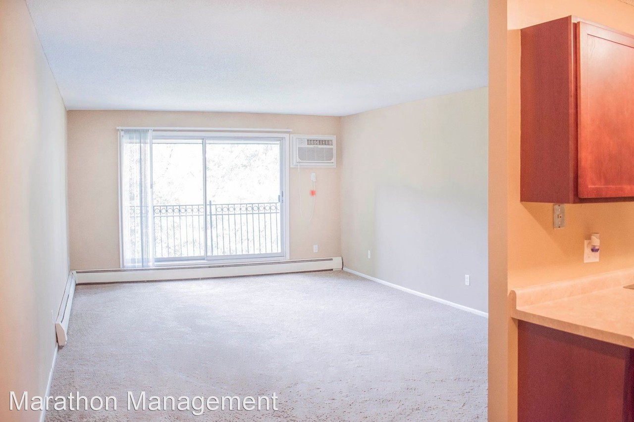 832 3rd Ave S - Photo 3 of 13