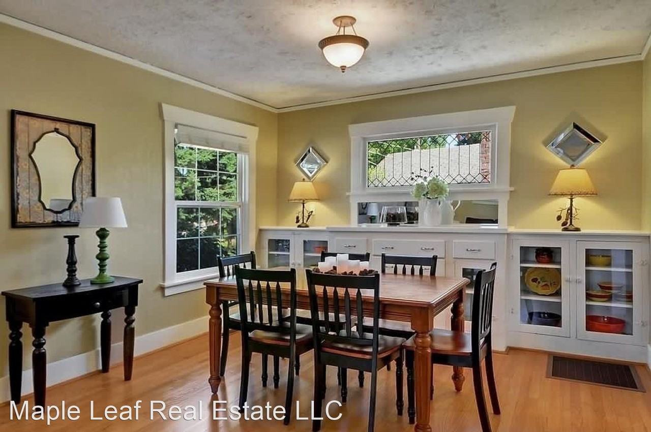 335 Ne 55th St - Photo 2 of 31