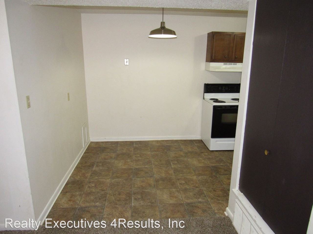 Riverside Apartments-South Hutchinson - Photo 3 of 14