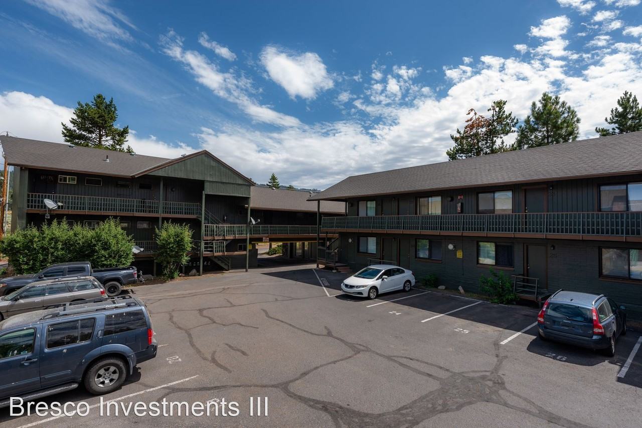 Affordable units walking distance to the Lake and across from the Meadow - Photo 2 of 8