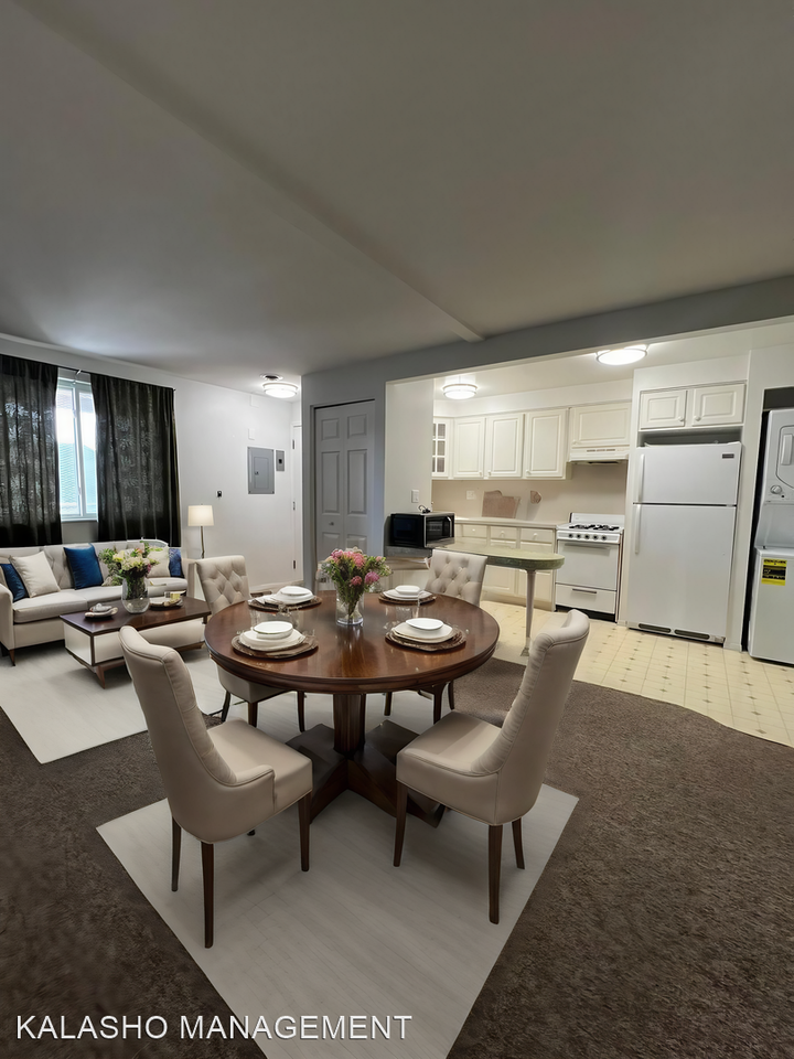 ONE11 COLLECTION - HAMTRAMCK - Photo 2 of 14