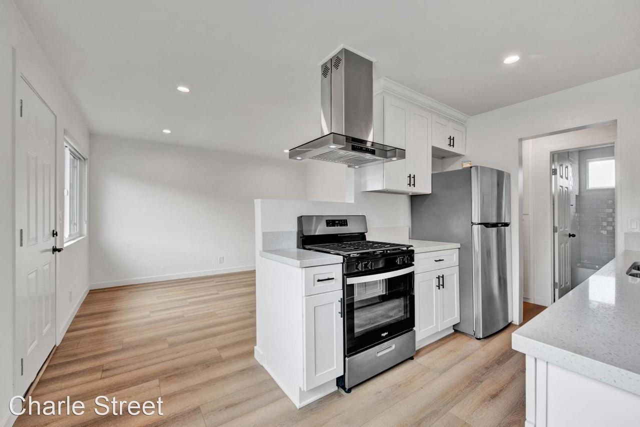 2033 Harbor St, 2034 Charle St. - Photo 3 of 3