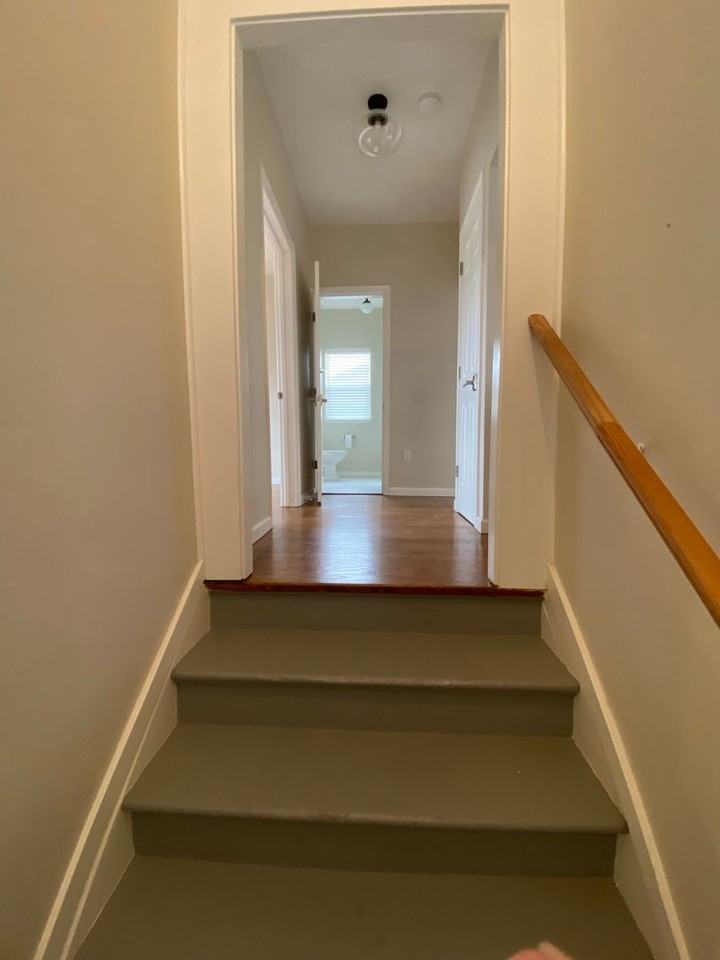 1911 Harmon St - Photo 3 of 25