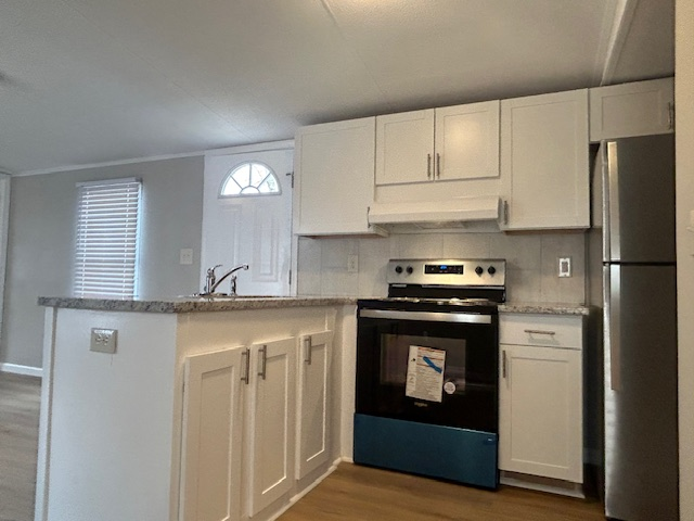 172 Long Beach Dr - Photo 2 of 12