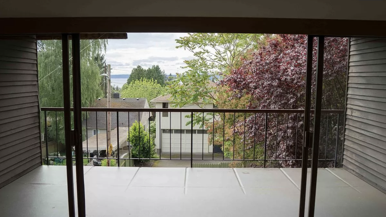 7113 California Ave Sw