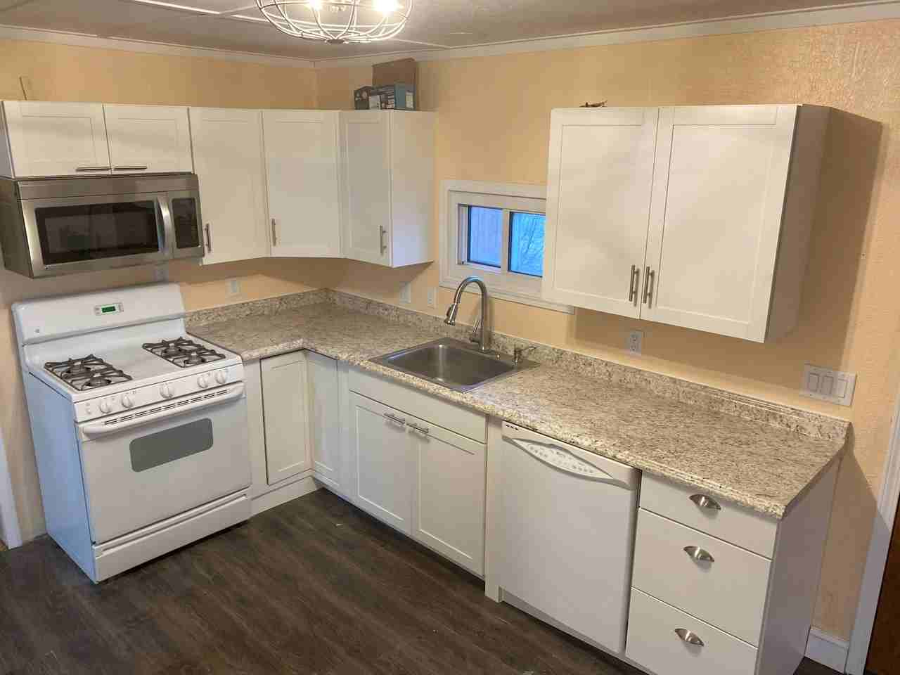 1008 W 2nd St #NA - Photo 3 of 10