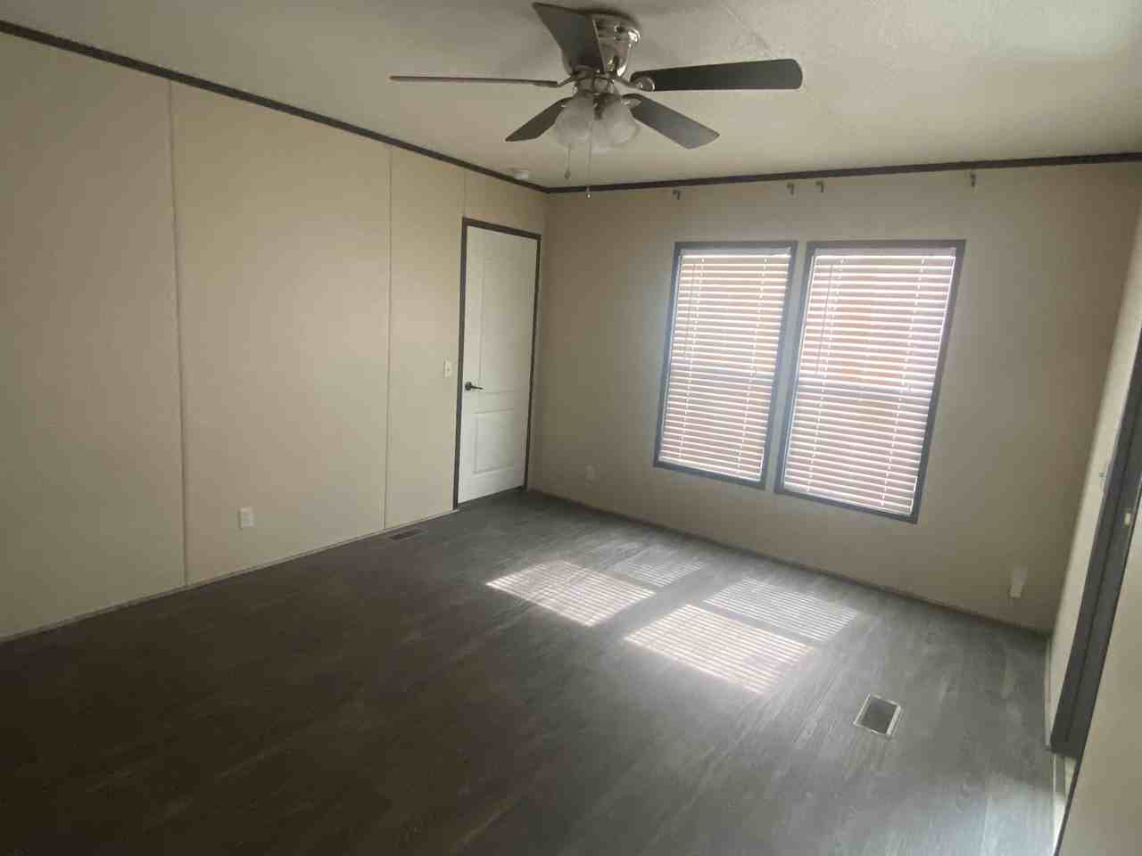 3017 Fernwood Dr #NA - Photo 3 of 11