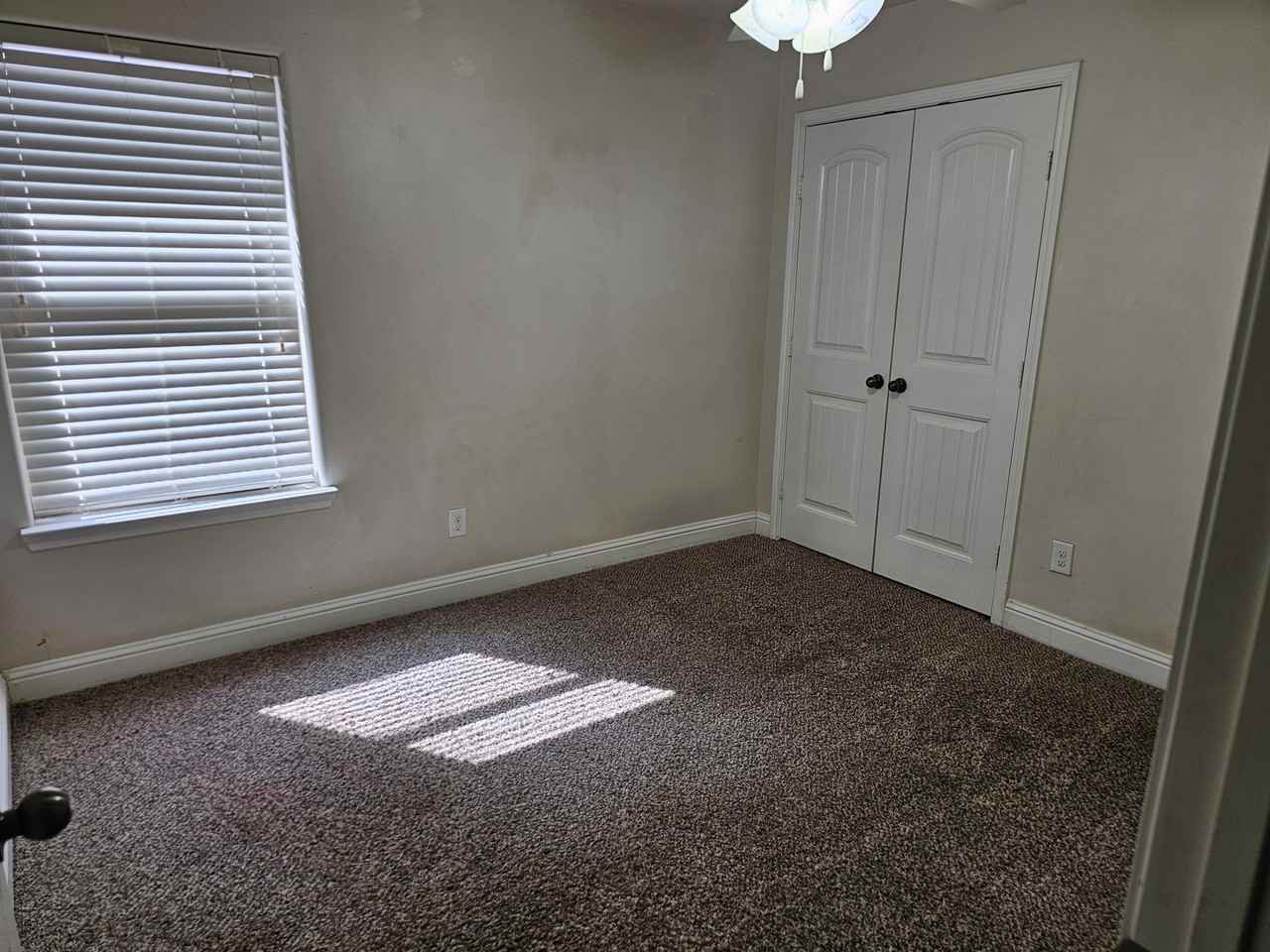 806 E 93rd St #1 - Photo 5 of 12