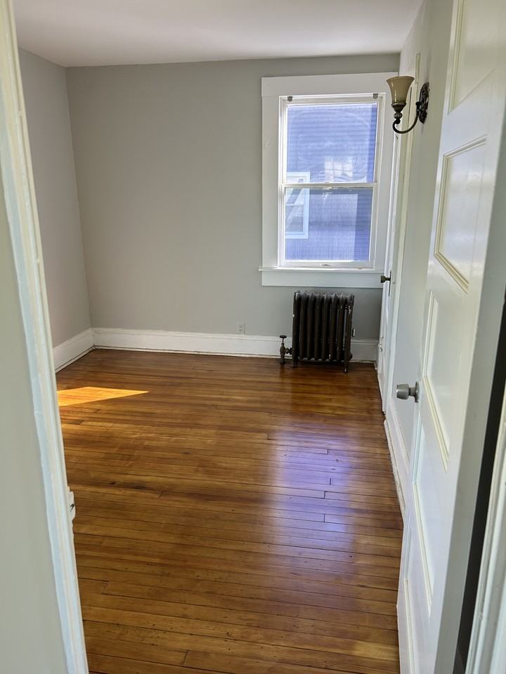 752 Main St #NA - Photo 3 of 5