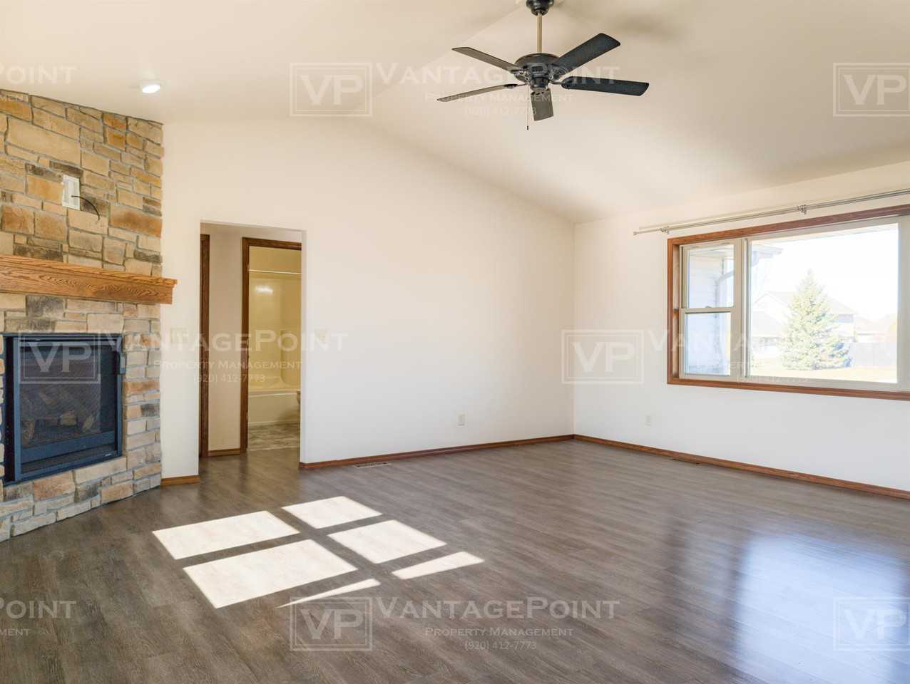 2250 Daly Dr #1 - Photo 3 of 18