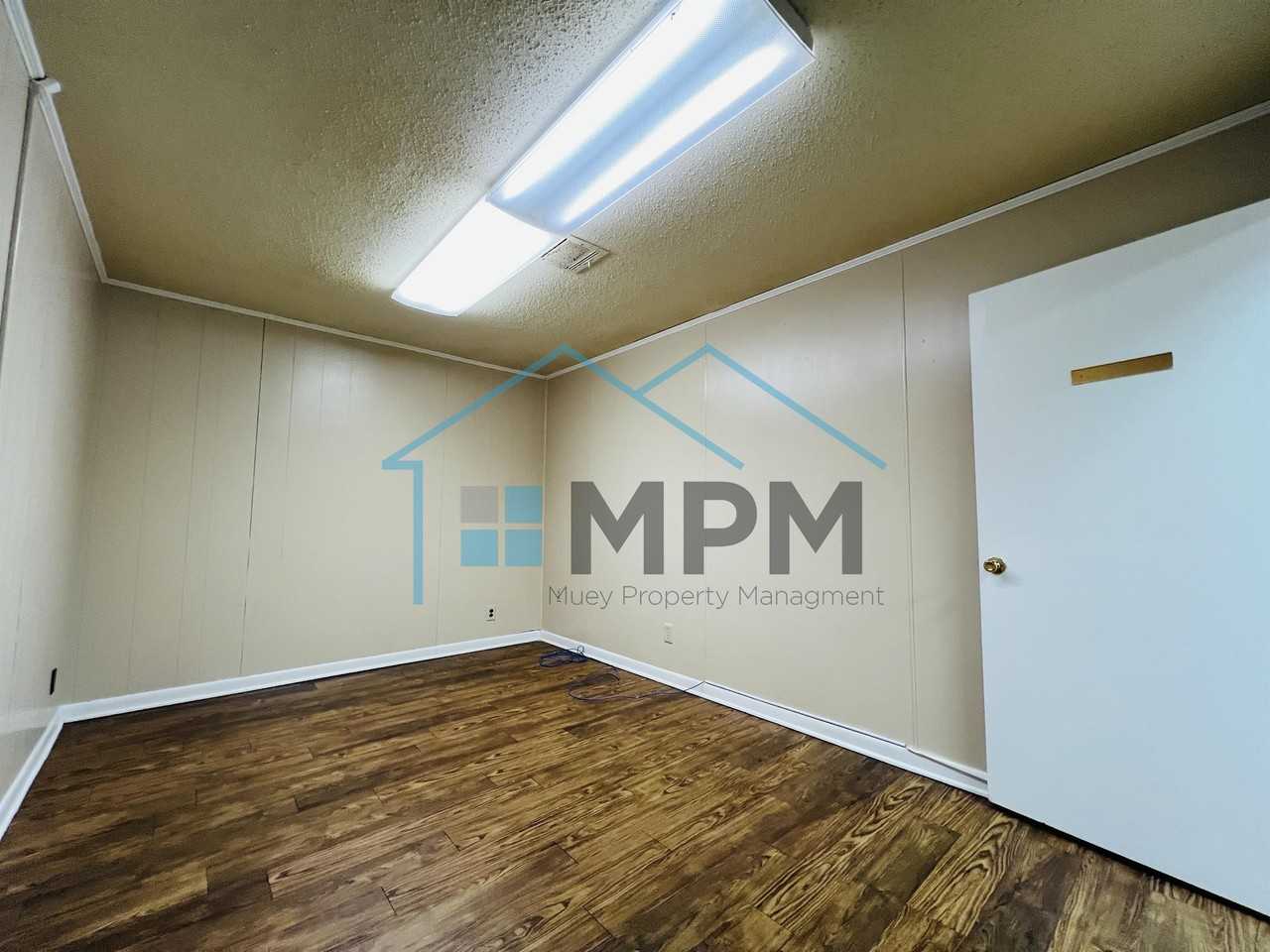 111 Hudson Ln #B - Photo 4 of 9