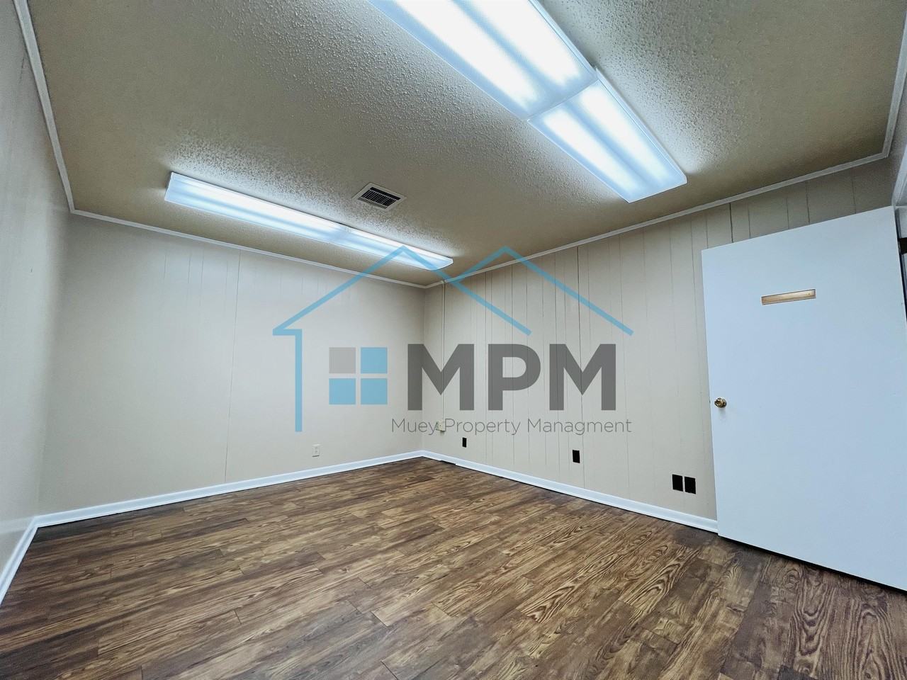 111 Hudson Ln #B - Photo 5 of 9