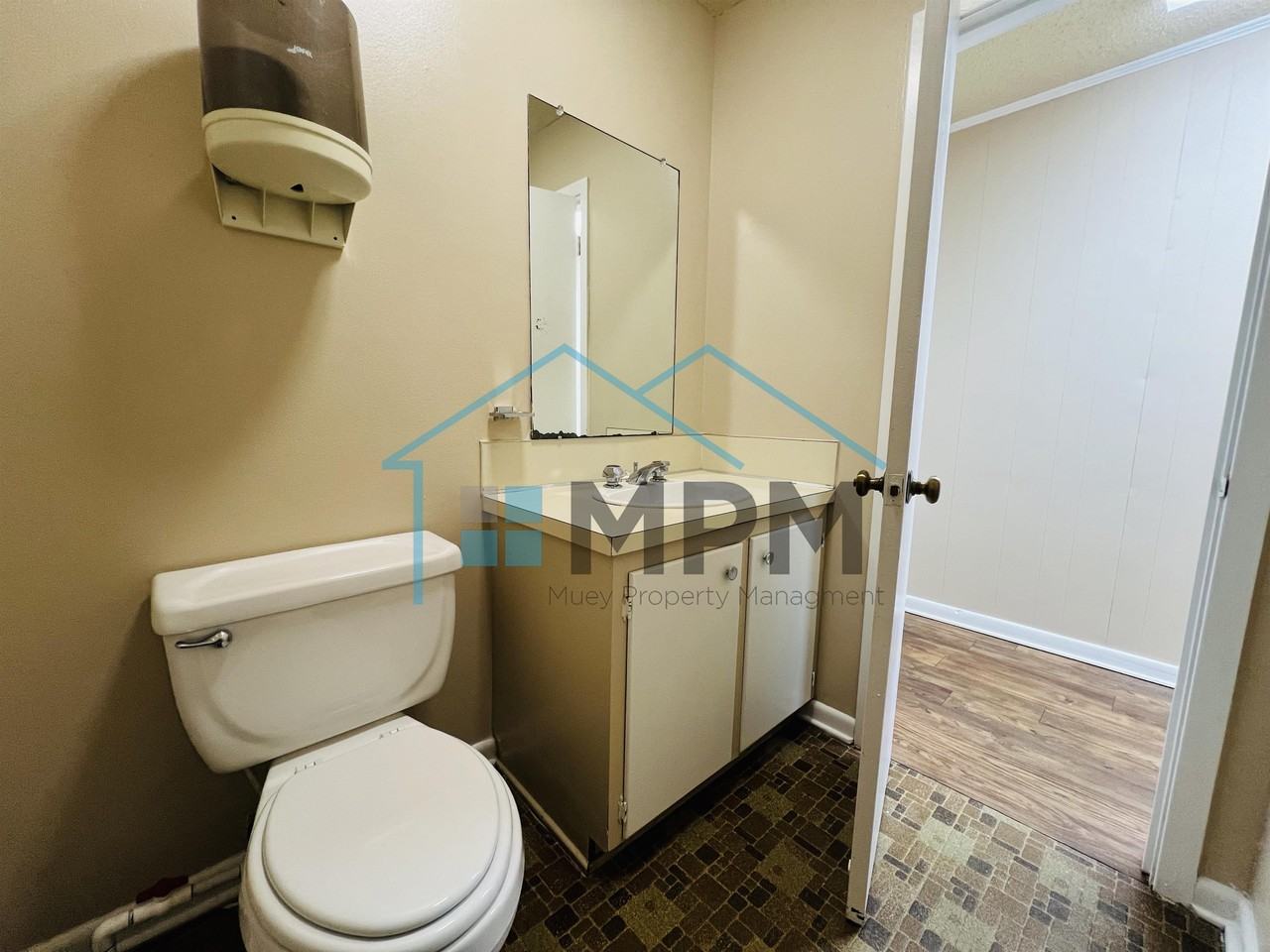 111 Hudson Ln #B - Photo 6 of 9