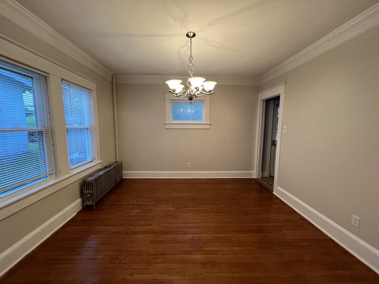 519 School St #1 - Photo 7 of 46